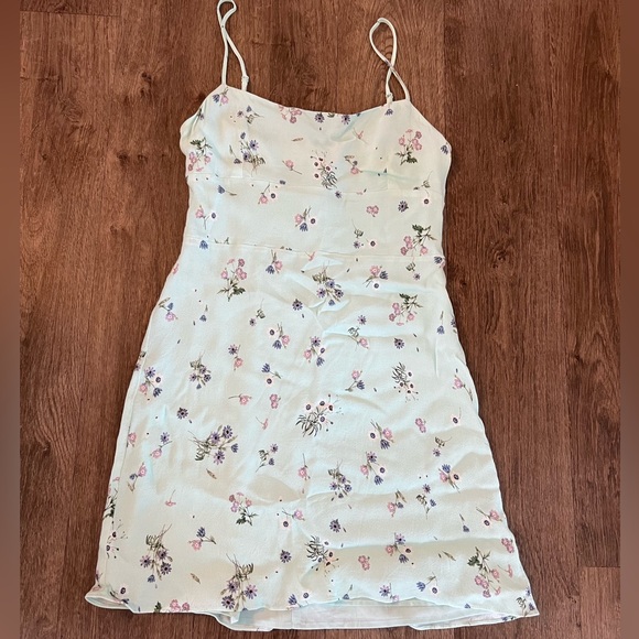 Aritzia Sunday Best Jackson Dress in Frosted Aquamarine/Lilac - Size Medium - Picture 5 of 12